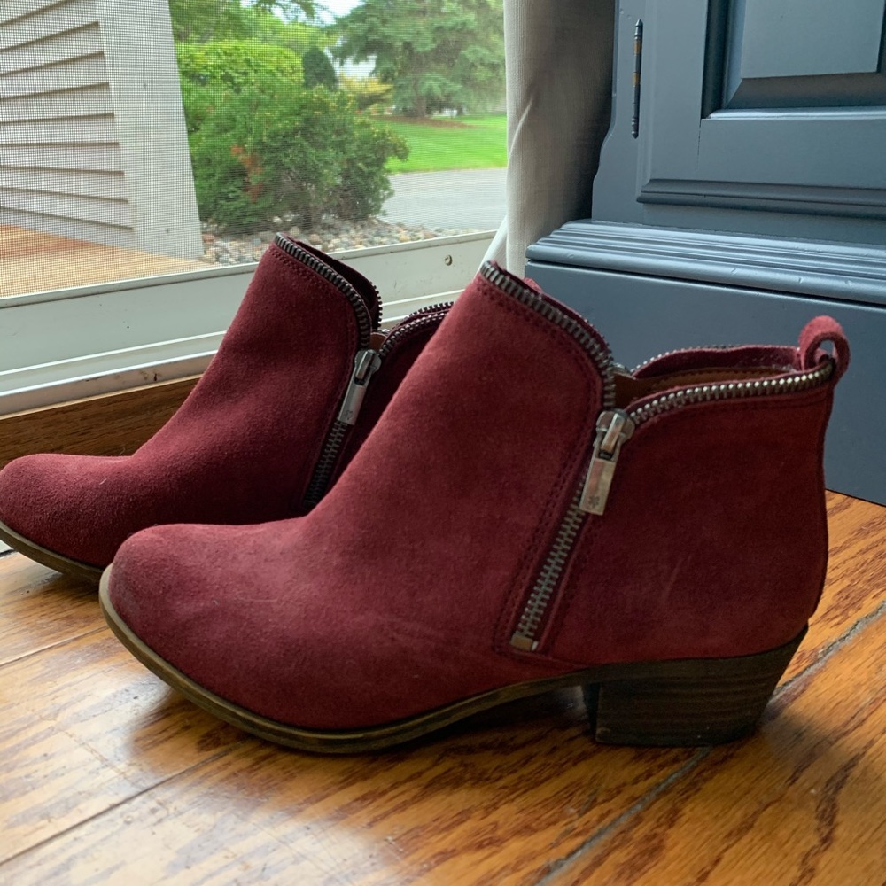 Zipper booties